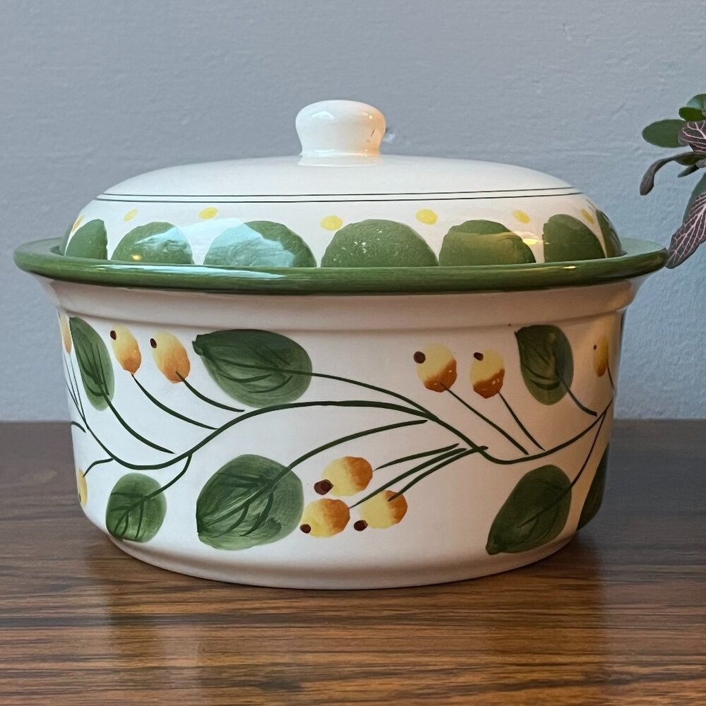 Migo Superstone Handpainted Covered Casserole Dish Green Leaf Yellow Berry Italy